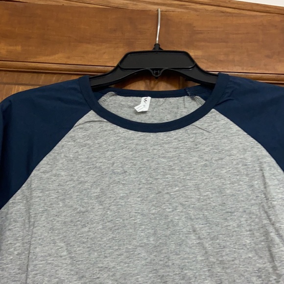 Women’s cropped t-shirt - Picture 2 of 5